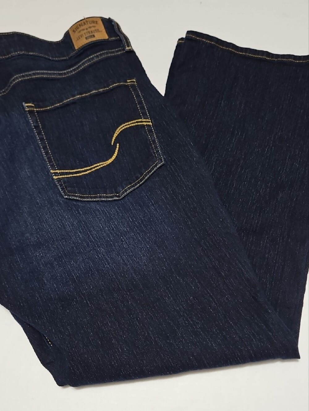 Levi's Dark Blue Mid Rise Bootcut Women's Stretch Jeans Size 20S 35x30 - Picture 12 of 13